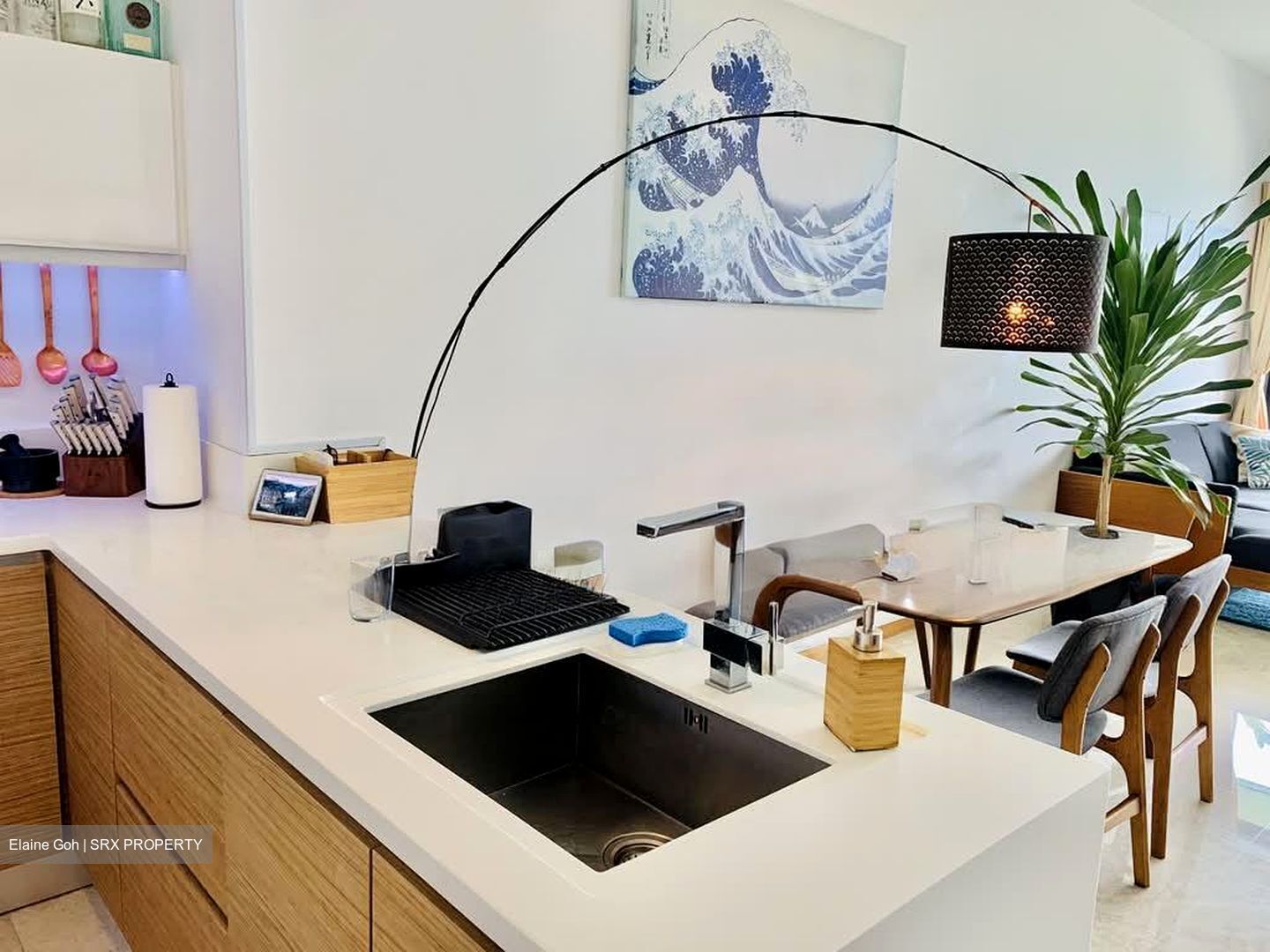 Marina Bay Residences (D1), Condominium #561692071